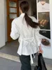 Bluzki damskie BJTZ Design Inspired Stand Up kołnierz Płasowy pasek Pionowy pasek dla kobiet 2024 Spring Summer Long Sleeve Bluzja HL391