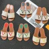 Designer Flat Sandals Luxury Slippers Women Embroider Sandal Fashion flip flop Letter Slipper for Women Summer Beach Slide Ladies Low Heel Shoes