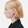 Stud 2023 Nouvelle tendance Designer Marque Rouge Vert Twisted Circulaire Petites boucles d'oreilles pour femme Party Charm Bijoux Q240402