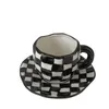 Mugs Handmålade checkerboard kaffekopp och underglasyr keramisk personlig tepå