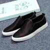 Scarpe casual 2024 Sneakers da uomo Scarpe trendy in pelle Traspirante per il tempo libero Mocassini antiscivolo maschili Guida italiana