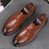 Chaussures décontractées Nice Brogues hommes en cuir véritable homme chaussures de bureau homme d'affaires noir marron A2408