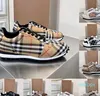 2024 Designer Luxury Check Sneakers Plateforme En Cuir Entraîneur Chaussures Semelle En Caoutchouc Noir Blanc Rouge Signature Check Pattern Sneaker