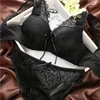 Reggiseni set all'ingrosso- Nuovo giubbotto per petto avvolto in pizzo giapponese y Push up reggiseno sottile 3 petto senza cerchi da donna profonda v donna biancheria intima set dhpn7