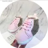 Första Walkers Pu Leather Baby Shoes Girls Boy Kids First Walkers Infant Designer Toddler IC Sports Antislip Soft Sole Shoe Sneakers Spring3751207 L240402