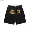 Men's Shorts Hip Hop Flying Dog Pattern Street Clothing Retro JNCO Shorts Mens Pocket Denim Sports Shorts Gothic Basketball Shorts Y2KL2404