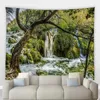 Tapisserier Forest Waterfall Bohemian Tapestry Lake Green Planting Trees Spring Natural Scenery Wall Hängande trasa vardagsrum sovrumsdekor