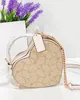 LUXURYS HANTBAG WOMENS MENS SACOCHE HEART BAG STRAPレザー財布デザイナーショルダーバッグトップハンドルストロベリークロスボディシティトートバッグファッションバッグ