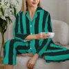 Vêtements maison verticale verticale à rayures pyjama sets printemps noirs lignes de vêtements de nuit quotidiens 2 pièces