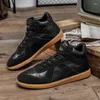 Sapatos casuais masculinos genuínos lether moda cor sólida plana lazer rendas altas masculinas confortáveis zapatillas hombre