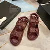 Mulheres senhoras bezerro pai sandálias acolchoadas verão designer sandles sapatos plataforma apartamentos salto baixo cunha diamante fivela sandália deslizamento na alça de tornozelo praia flip flop