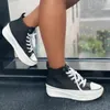 Casual skor kvinnor tränare hög topp sneaker canvas skorvinnor lady höst kvinnlig skor andas andningsflicka vita svarta sneakers