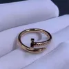 2024 Bandringen Designer Love Ring Luxe sieraden Nagelringen voor dames Heren Titanium Staallegering Verguld Proces Mode-accessoires Vervagen nooit
