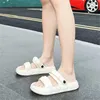 Pantofole Scarpe da donna antiscivolo con suola morbida Sandali piatti da donna viola da donna Sneakers Sport Tenis Spazio superiore per giocare