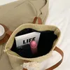 化粧品バッグ織物の編まれたショルダーバッグアンダーアームトートレイタンハンドバッグ財布