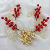 Flores decorativas Red Berry Gold Pu Fan Folhas Hortênsia Guirlanda Fruta Artificial Árvore de Natal Ornamento Luxo Sala de estar Casa Deco Po