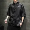 メンズカジュアルシャツ夏の中華伝統的なドレスプラスサイズ高品質のドラゴン刺繍シャツメンズ服アイスシルクショートスリーブヴィンテージトップ240402