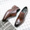 Stövlar högkvalitativa affärsformella läderskor Mens Casual Dress Shoes Classic Italian Formal Oxford Elegant Shoes Men Office Shoes