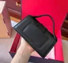 2024 Kadın Mini Telefon Çantaları Tasarımcı Çanta Çanta Çantası Crossbody Omuz Çantası Luxurys Çantalar Moda Çapraz Vücut Deri 5a
