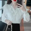 Blusas de mujer Vintage Crochet encaje camisa de mujer con cuello en V con volantes manga larga blusa de gasa coreano dulce elegante Blusas Casual señoras Tops