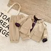 Kledingsets Childrens Dragen Spring Suit Koreaanse stijl Topbroek Tweedelig modieuze vreemde vaste kleurendruppel levering Baby Kids Mate Otyu3