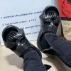 Slippers nieuwe mannen slippers voor thuis chique binnenshuis schoenen niet -slip comfortabele schoenen schedel retro trend strand sandalen voor mannen