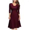 Grundläggande avslappnade klänningar Retro Solid A-Line Party Dress Women Spring Autumn Square Collar Half Sleeve Hollow Out Elegant Office Lady Vesti Dhych