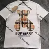 Bembury Tasarımcı Erkekler Burrberies T-Shirt Bayberry Shirt 3d Mektuplar Erkek Kadın Tshirt Berberry Gömlek Pamuk Günlük Kısa Kollu Sokak Giyim Üstleri Kadınlar İçin Tees 548