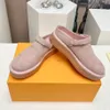 Sandali con plateau da donna Designer in pelle piatti casual Ciabatte per scarpe da uomo sandalo in pelliccia da donna per bambini Scivolo in gomma Pantofola estiva Pantofola con dita dei piedi 2024 TAGLIA 35-41