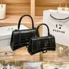 Borsa a clessidra 2024 B con motivo coccodrillo con la stessa nuova tendenza della moda, versatile borsa da donna con tracolla e tracolla e borsa da trasporto a mano