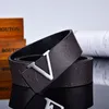 メンズデザイナーエンボス加工ベルトゴールドシルバーブラックバックルファッション男の女性ウエストバンドベルトのための本物の牛革文字スタイル幅3.8cm