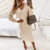 ファッションアーバンビューティーエレガントなストリートセータードレス編み長い袖の温かい包帯プルオーバーミドルウエスト女性マキシドレス240402