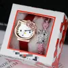 2024 Orologio regalo per bambini Nuovo Childrens Female Studente Middle Cartoon Watch Electronic Watch Bracciale a 3 pezzi Spot in scatola in scatola all'ingrosso