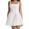 Witte jurken zonder rug met strik voor dames 2024 zomerfeestoutfits Elegante mouwloze korte jurk met vierkante hals