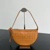 10A Réplication de haut niveau Designer Sunrise Sac à bandoulière 23cm Luxe Intrecciato Noeud Sac sous les bras Femmes Sacs Harf Moon Sac à main avec sac à poussière Livraison gratuite VV073