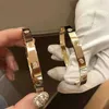 Cartes Armband 18K Rose Gold Armband för kvinnliga par syntetiska pojkvän och bästa vän gåva bred upplaga