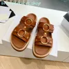 Femmes Tippi Slide Clea Triomphe Gladiator Sandale Chunky Triomphe Mule Mule Valfskine en cuir Shearling Femmes Designer Slippers Summer Luxury Chaussures Taille 35-42