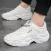 Boots Sneakers Men Automne 2022 Nouvelle plate-forme Running Sports Shoes Pu Leather White Lace Up Man Vulcanize Shoes Designer Sneakers Chunky