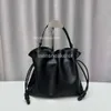 Espanha Loev Soft Purse Totes 2024 Sacos Flamenco Tote Bag Mulheres Clássico Luz Novo Couro Design Francês Estilo Luxo Mulheres Bolsa de Cordão High End JY4L