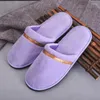 Chinelos El Non-Slip Coral Fleece Sweat-absorvente Quente Home Guest Shoes Homens Business Travel Passageiro