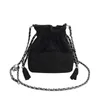 Shoulder Bags Explosive Flash Galaxy Small Water Bucket Bag for Womens 2023 Autumn/Winter New Super Fire Chain One Crossbody H240401