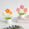 Decoratieve bloemen geweven potplant handgemaakte gehaakte kleine bloem realistisch garen huis ornament decoratie voor stijlvol