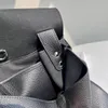Şık ve lüks mektup logosu büyük ve çok yönlü yeni tote çanta büyük kapasiteli tek omuz taşınabilir deri siyah kahverengi beyaz el çantaları