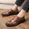 Casual Shoes Mens Oxford Lace Up Leather Brogue Dress Outdoor Classic Business Formal Wedding Party Man Zapatos