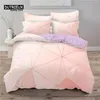 Conjuntos de cama Moderno Rosa Geométrico Conjunto Macio Microfibra Preto Triângulos de Mármore Imprimir Duveta Capa King com Fronhas Decoração do Quarto