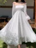 Casual Dresses VOLALO Elegantes Maxikleid für Frauen, weiß, schulterfrei, Puffärmel, elastisch, hohe Taille, Partykleid, Rüschen, Urlaubskleid