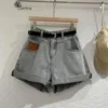 Pantalones cortos para mujer Denim gris claro para mujer Mezcla de algodón de verano Casual suelto de cintura alta A-Line Jeans Pantalón 2024