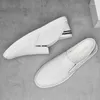 Sapatos casuais leves de verão masculino couro genuíno masculino luxo branco tênis marca deslizamento-em mocassins respirável