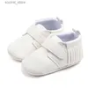 Pierwsze spacerowicze Moccasin First Walkers Noworodki Baby Baby Buty Prewalker Buty Baby Boy Girl Pu Tassel Wiselant Buty L240402