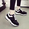 Scarpe da fitness Primavera e autunno Moda coreana Ascensore Sneakers con piattaforma casual Donna che corre Sottile e traspirante